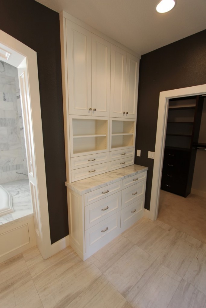 FULLERTON TRANSITIONAL BLACK & WHITE L-SHAPE KITCHEN & HOME REMODEL WITH CUSTOM WHITE CABINETS
