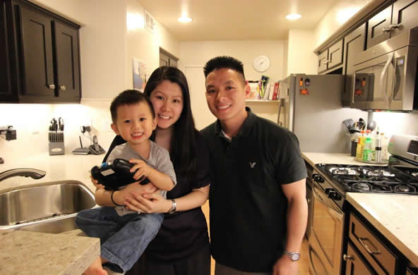 Kitchen Space: Couples Happy Family