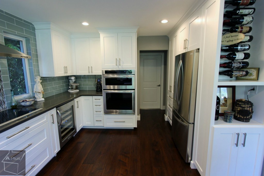 Transitional_style_white_kitchen_remodel_in_Trabuco_canyon00002