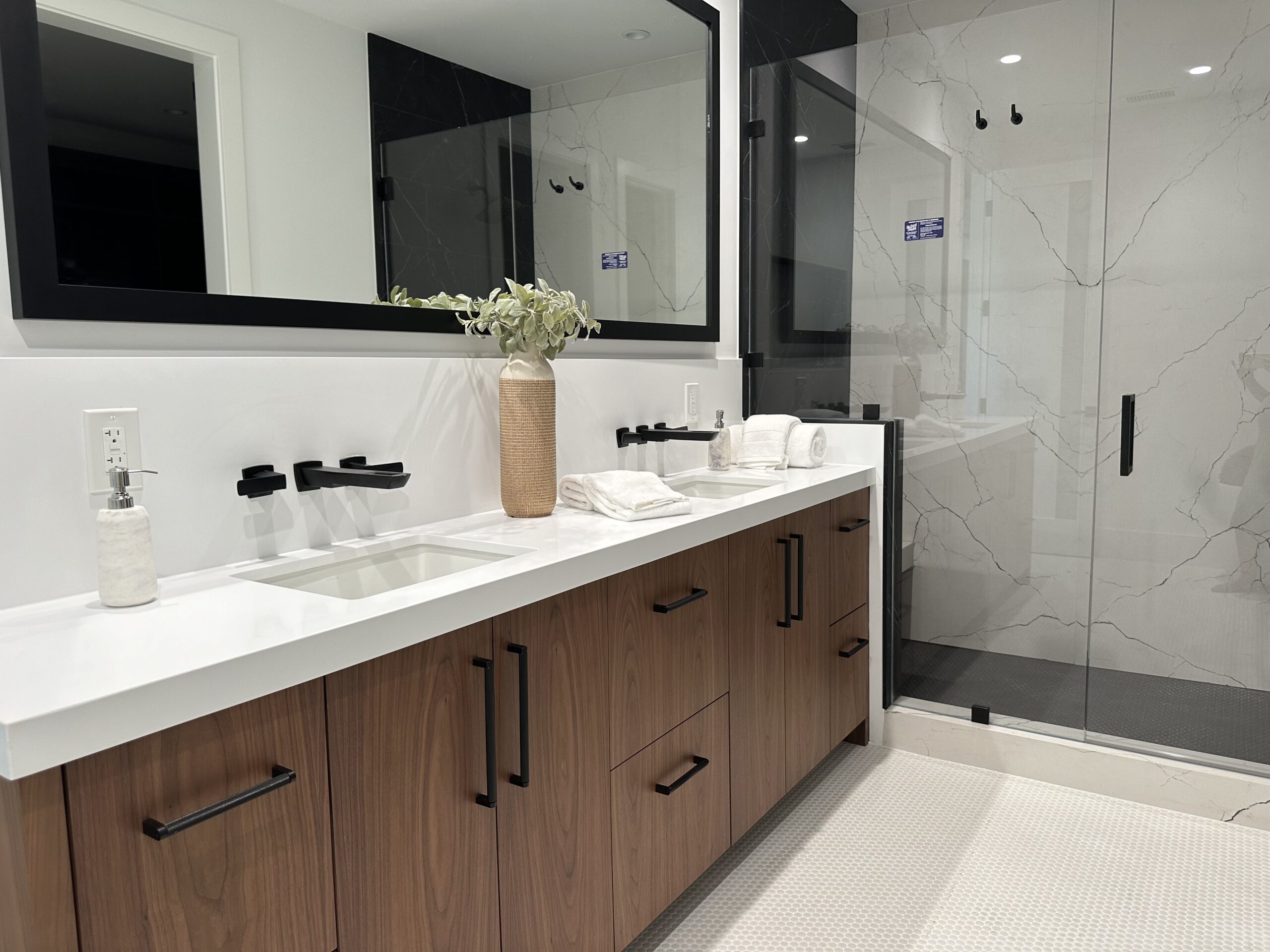SERVICES - KITCHEN REMODELING - third picture